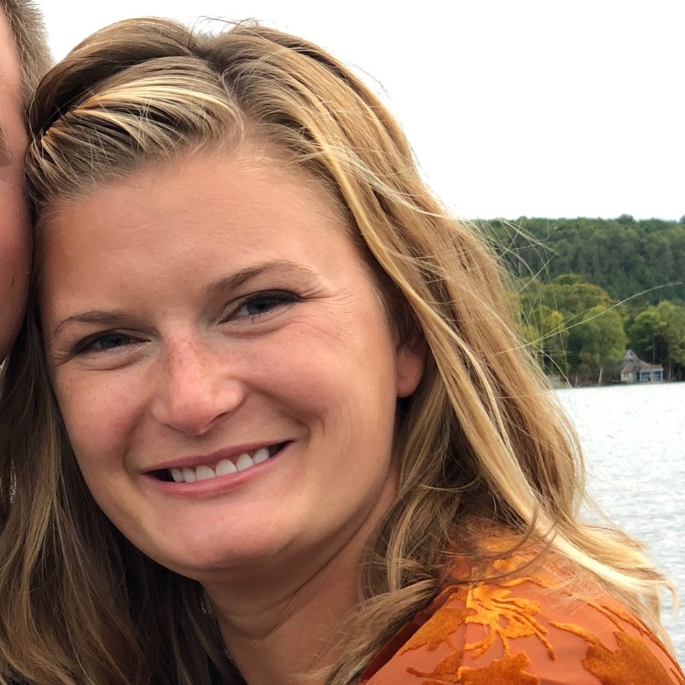 Meet your Posher, Stephanie
